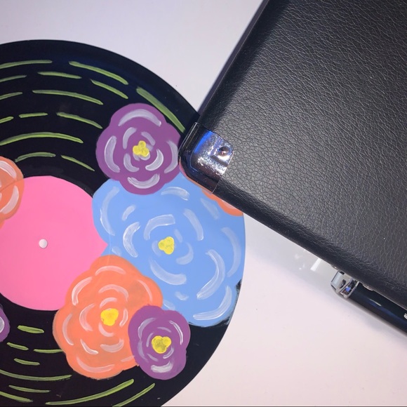 Flower Record - Picture 3 of 6